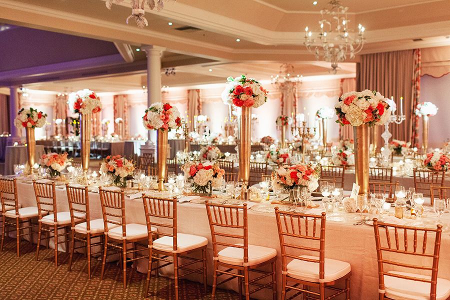 Royal Poinciana Golf Club, Naples, FL // Wedding Artist Ben Keys, Wedding Painter of Wed on Canvas // Lucia Paul Designs // Photo Courtesy of Jonathan Young Weddings