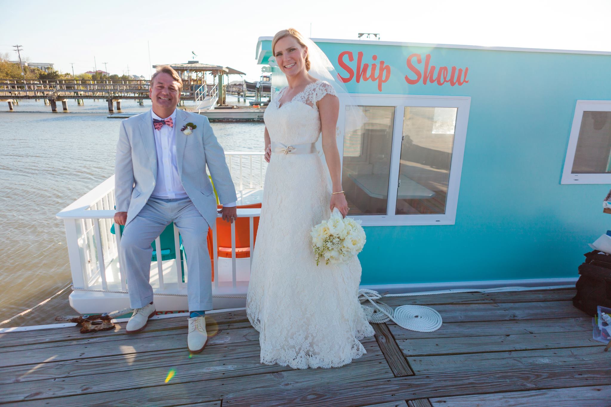 Wedding Painting by Weddng Artist Ben Keys of Wed on Canvas // Charleston, SC Wedding // Waterfront Wedding // Photo courtesy of Hunter McRae Photography