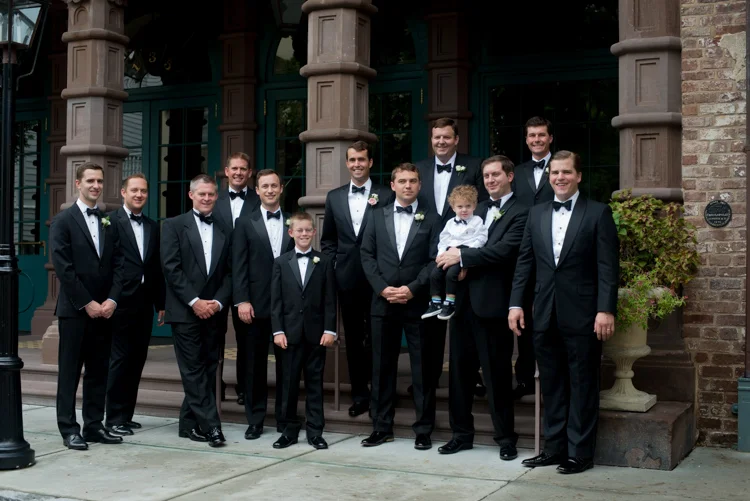 french-church-charleston-wedding-painting-with-ben-keys-wed-on-canvas-artist