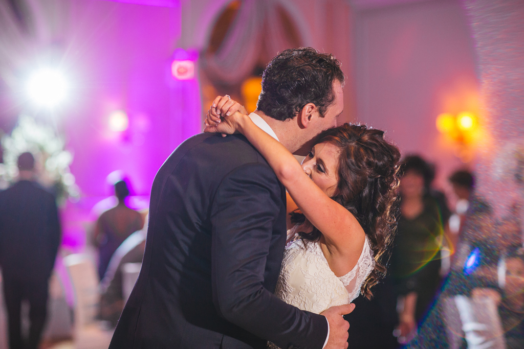 chicago-bride-and-groom-first-dance-venuti's-italian-banquet-wedding reception-live-painting