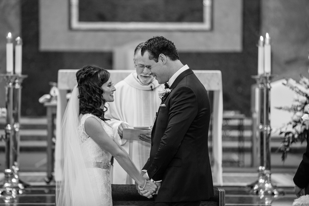 cathedral-of-st-peter-wedding-ceremony-chicago-live-wedding-painter