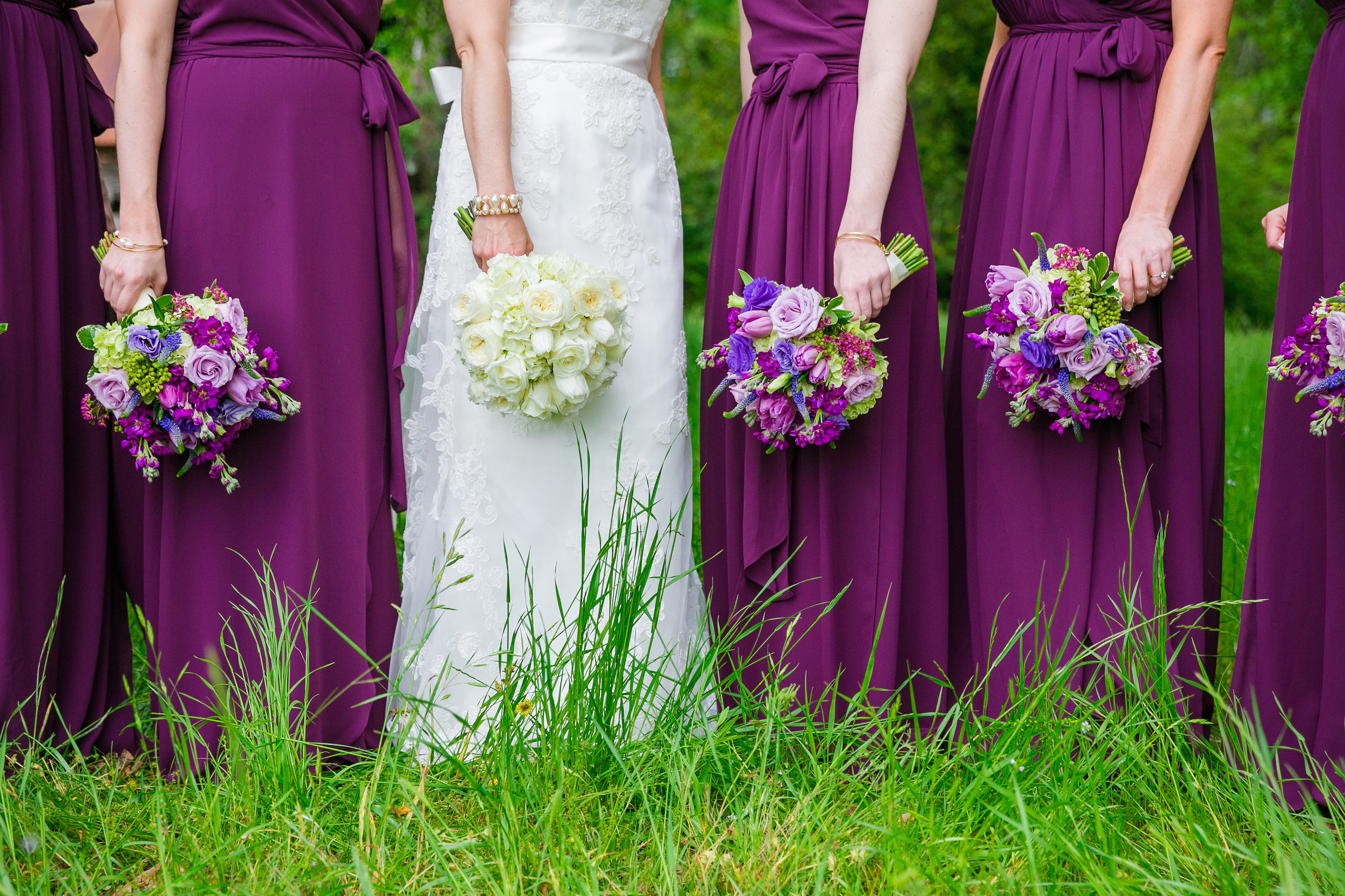 fuchsia-and-wine-bella-bridesmaids-wildberry-farm-barn-wedding-fuchsia-wedding-bouquet-sweetgrass-social-wedding-dana-cubbage