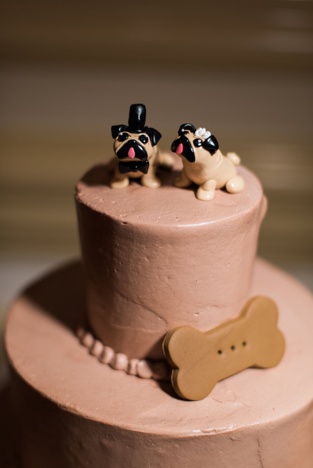 grooms-cake-with-pug-dogs-buttercream-frosting