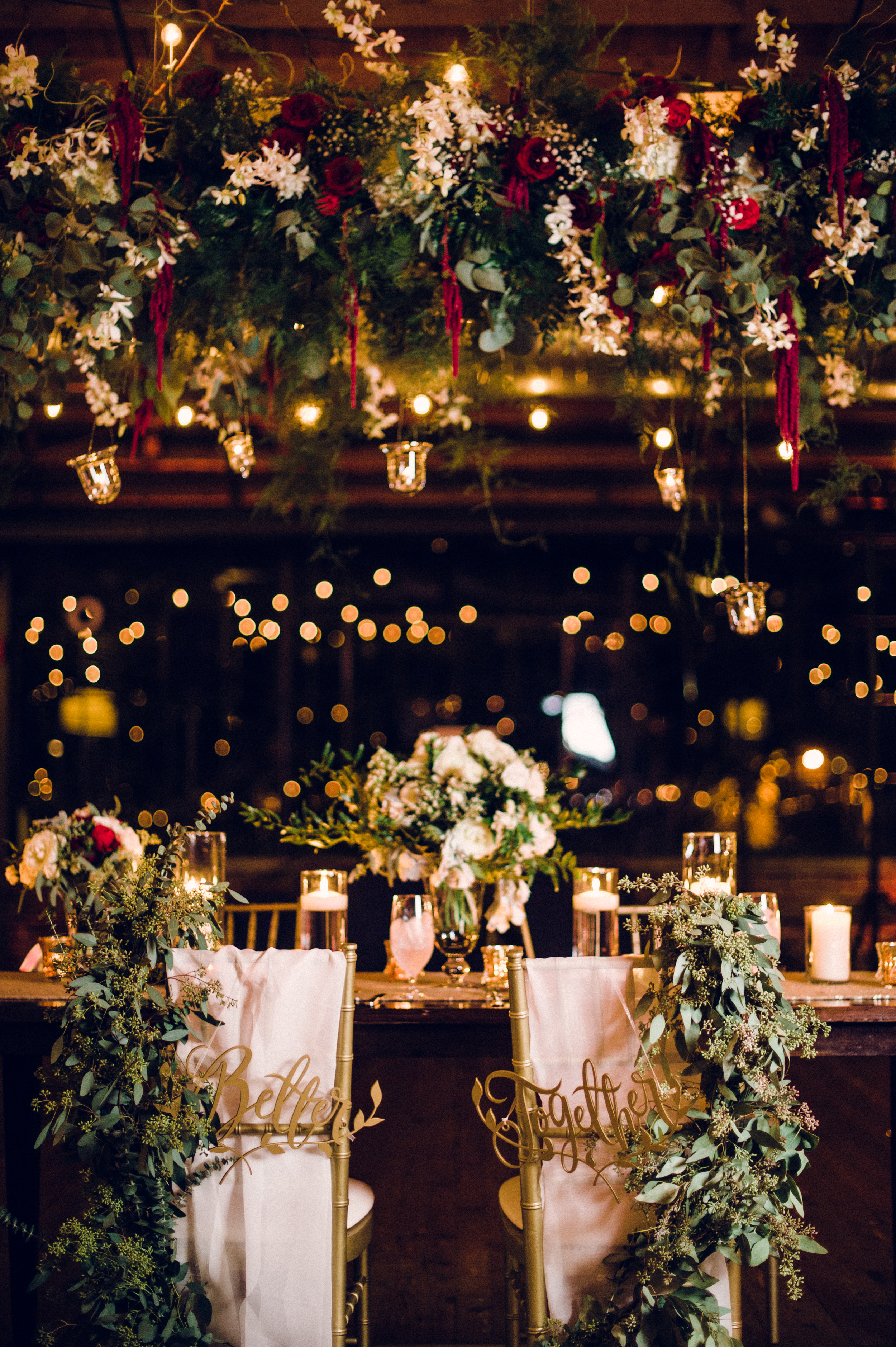 hanging-flower-chandelier-head-table-wedding-reception