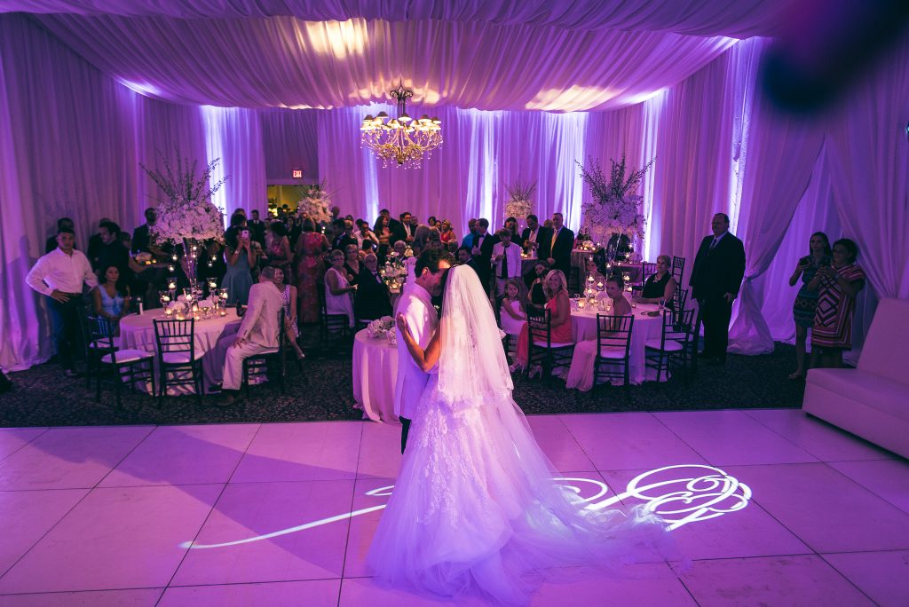 Jacksonville-country-club-nc-wedding-reception-a-southern-soiree