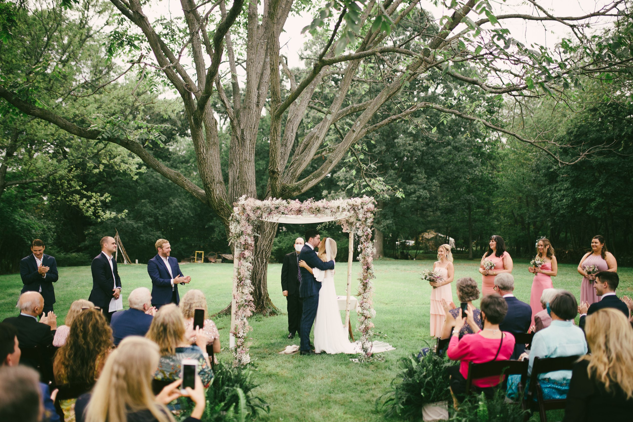 backyard wedding inspiration-27.jpg