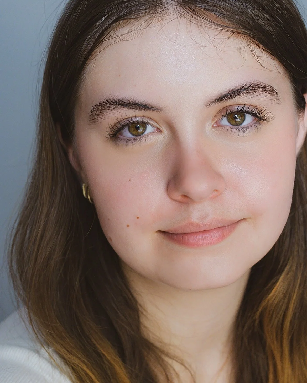 Friday🎉✨ Pop-Up at @barre3rivertowns ! Sunday December 15th! Sign up for your fun, quick headshot or family session! You pick :) link to sign up in bio! #carlyjaraphotography #headshotsession #familypopup #westchesterfamilyphotographer