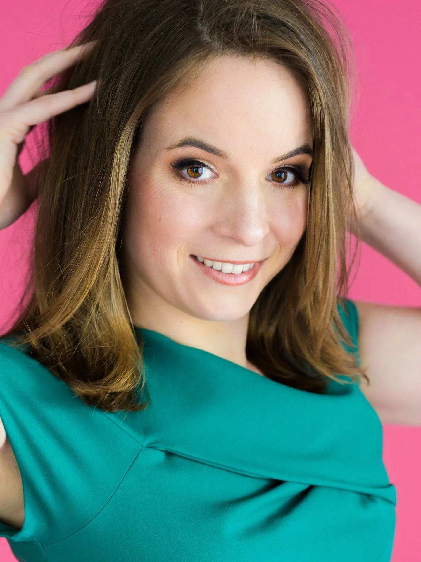 Sometimes&hellip;ya gotta be bold! 💕Take chances, do what you love, do what makes you happy! Stop caring about what everyone thinks because guess what, they probably think less about you, than you think they do. 😎#lifeisgood 💕#bebold #beyourself #