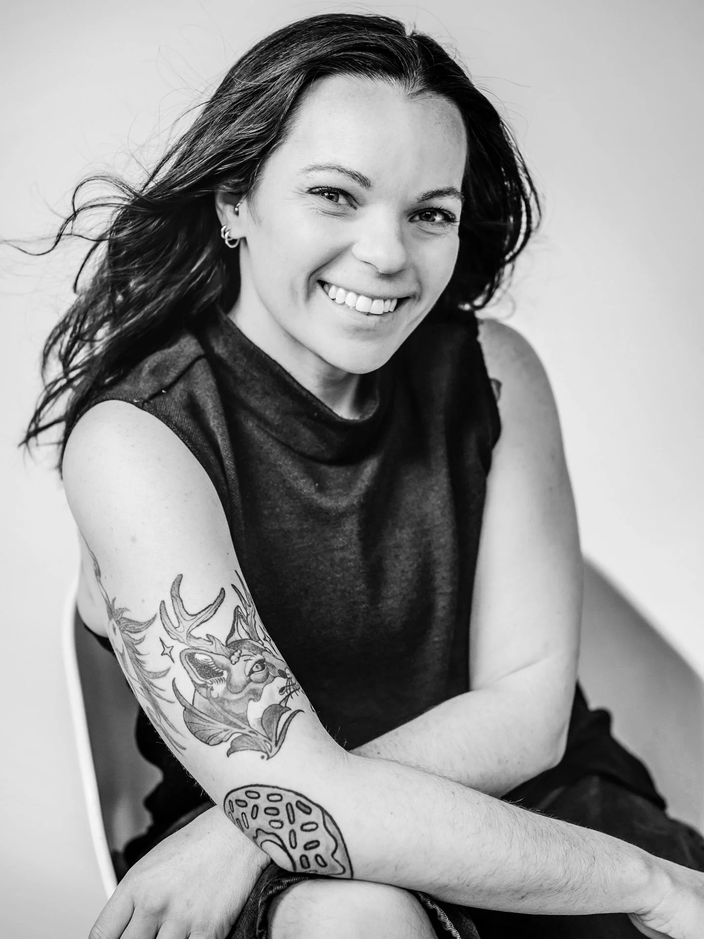 Friday vibes. 💕 Vibe of the Day. Always find time for the things that make you feel happy to be alive. #lifeisgood #behappy #todayisyourday