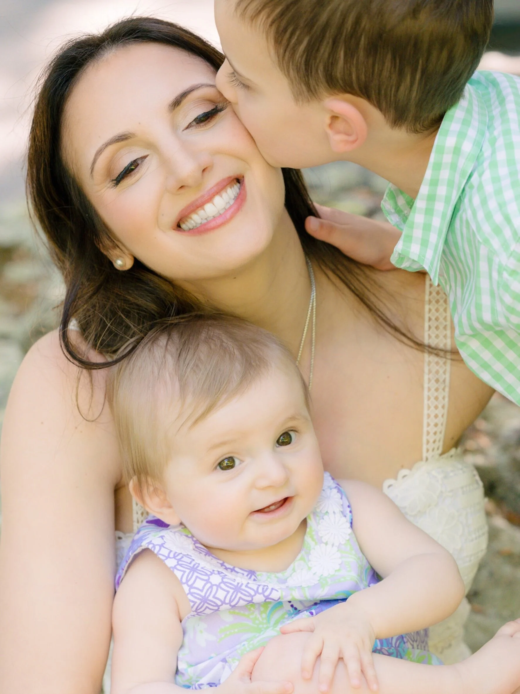 Spring feeling a bit like summer this week! 😎😅 #dobbsferryphotographer #newyorkfamilyphotographer #newyorkportraitphotographer #newyorkheadshotphotographer