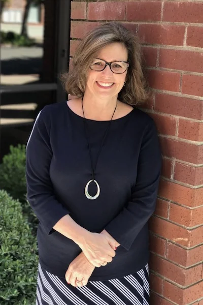TAMARA MONROE Tamara oversees our Ladies' Ministry , Children's Ministry , and Hospitality Ministry . She also oversees our Church Office.