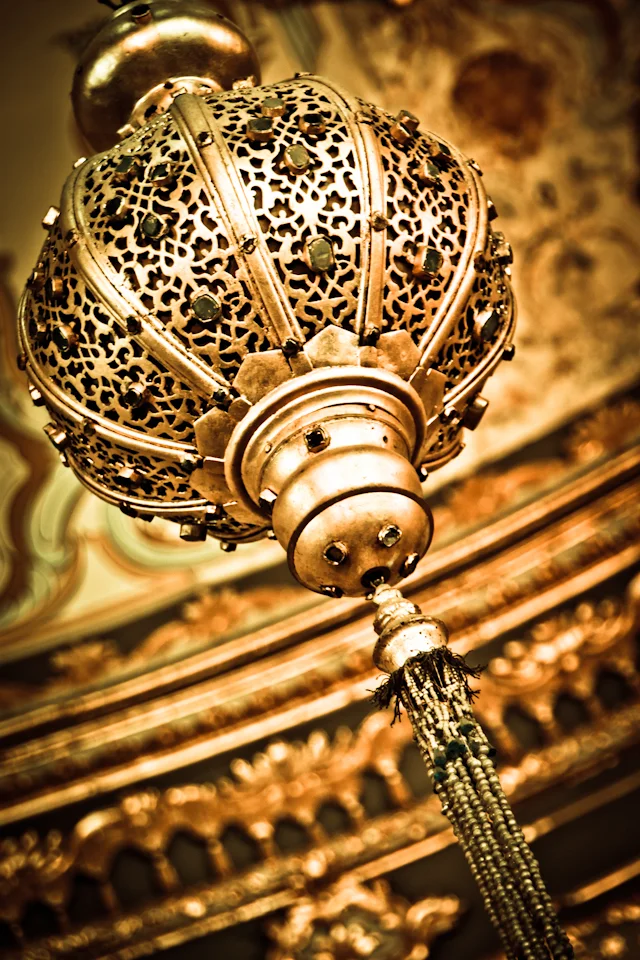 gold chandelier.jpg