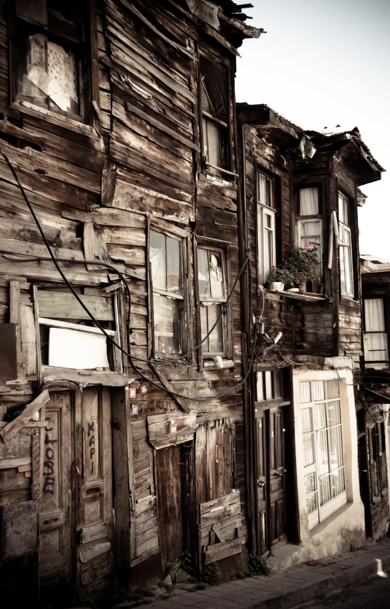 dilapidated windows.jpg