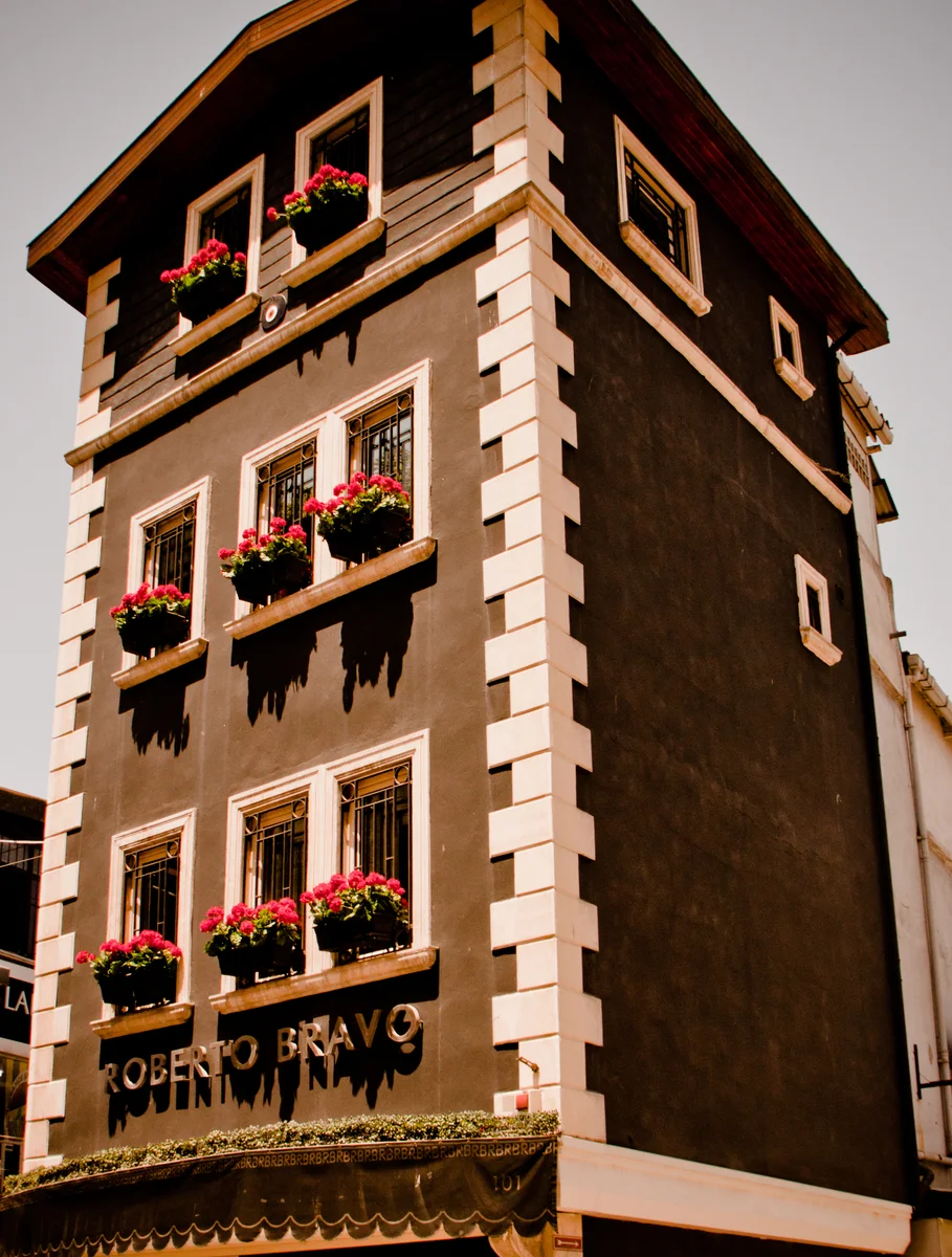 windows of italian restau in turkey.jpg