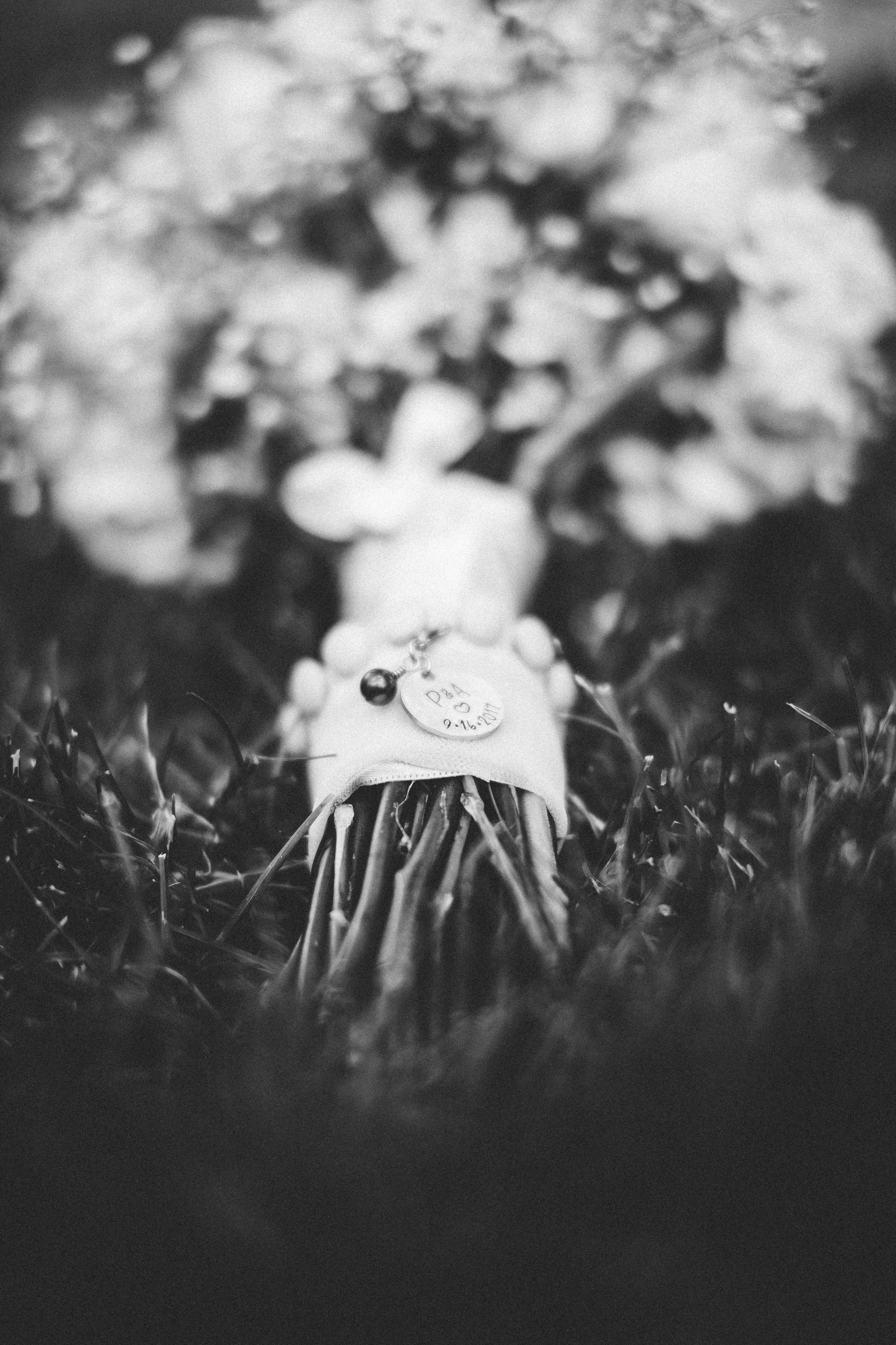 bouquet-charm.jpg