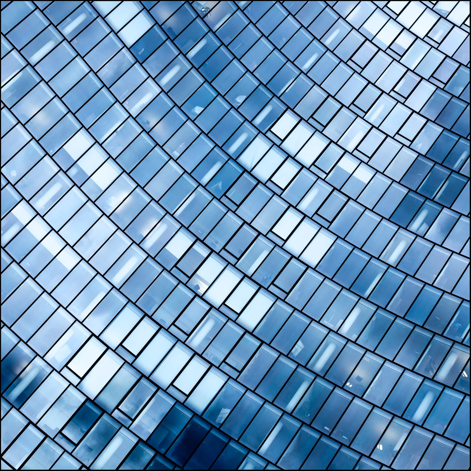 Hoch Zwei skyscraper in Viertel Zwei