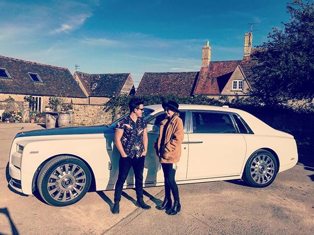 Discussing our most recent band purchase! #rollsroyce @strattoncourtbarn