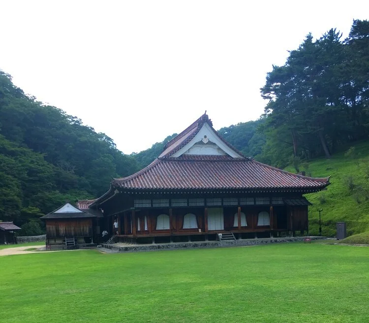 okamoto_10_skola.jpg