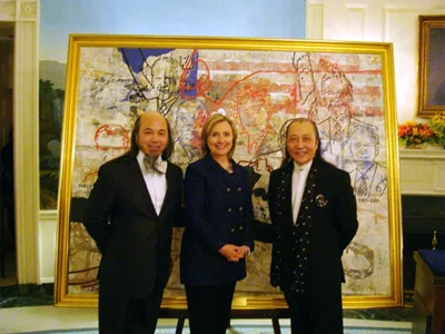 ZhouBHillaryClinton.jpg