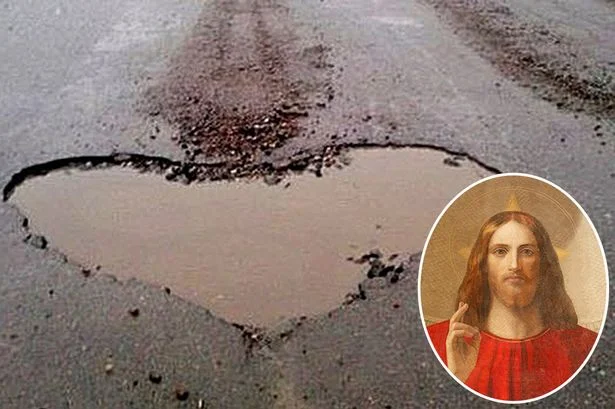 CEN-Jesus-heart.jpg