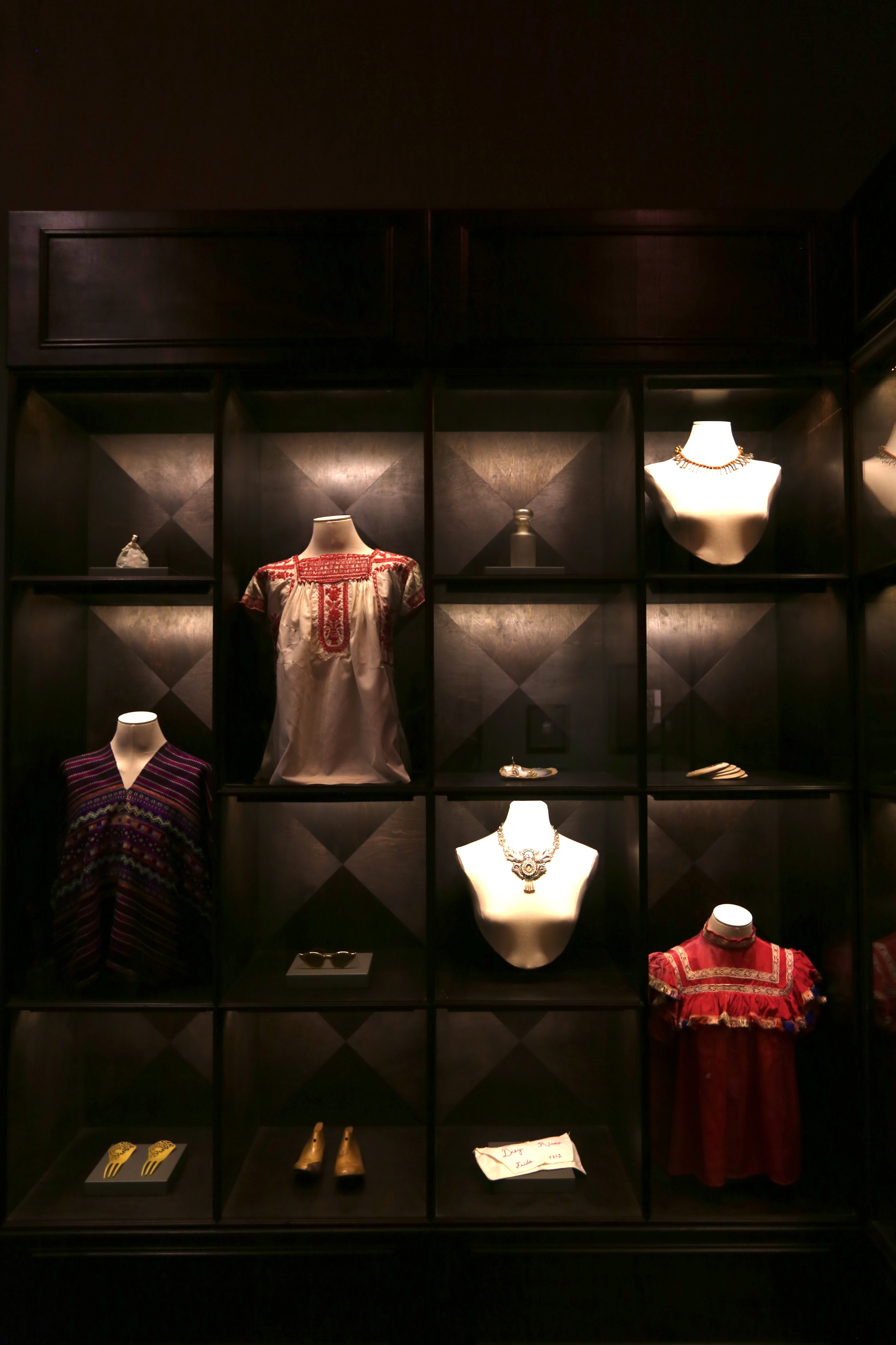 A small collection of some of Frida Kahlo's clothes and jewelry. The woman had incredible style.