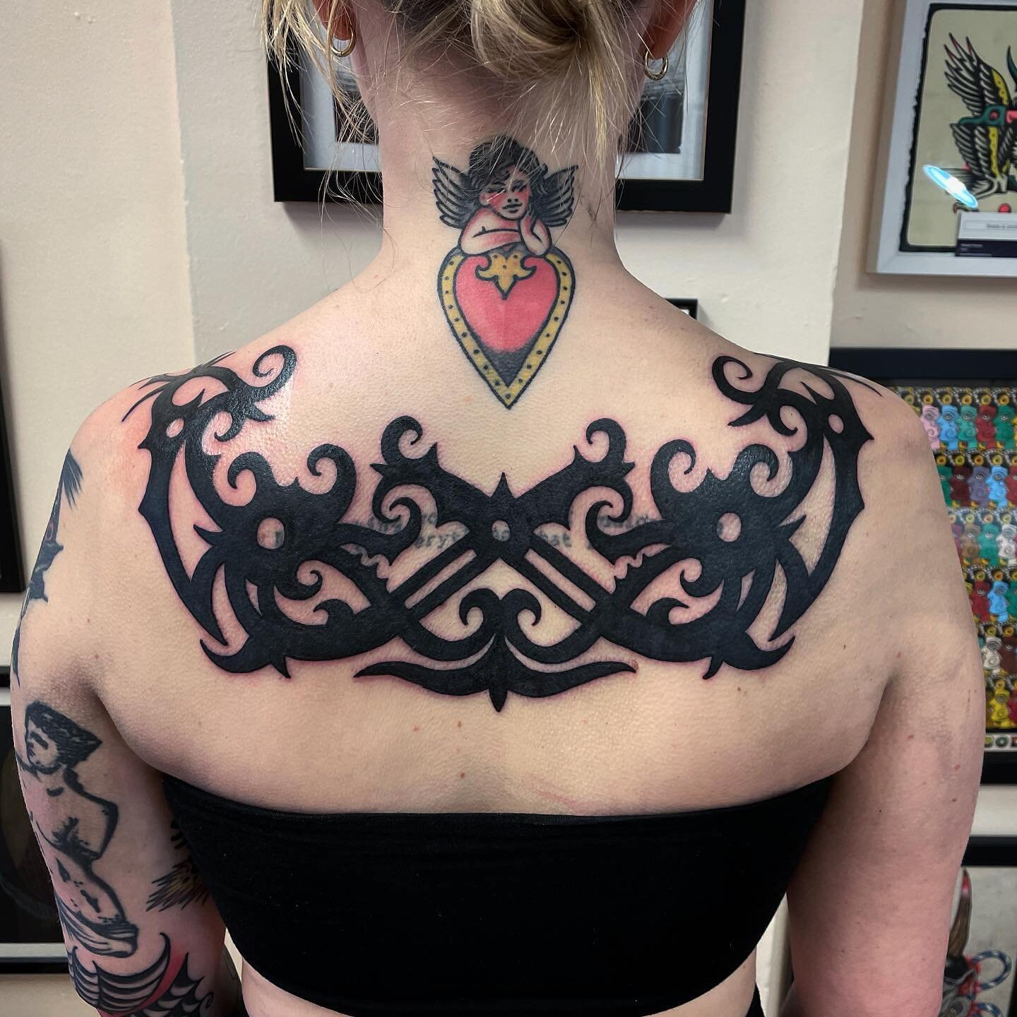 The continuation of Abbie&rsquo;s chest piece. Extending onto the back. You&rsquo;re the best Abbie! 🗿💪