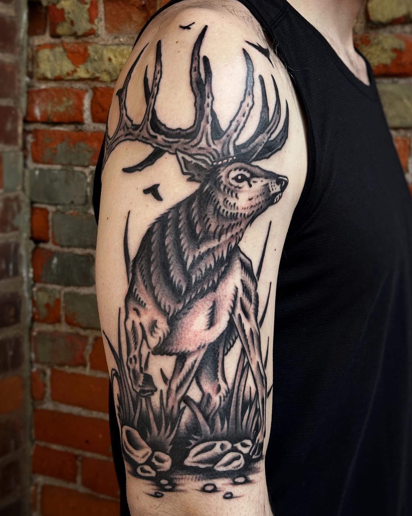 Big elk for @fish.aroundandfindout made today @namebrandtattoo