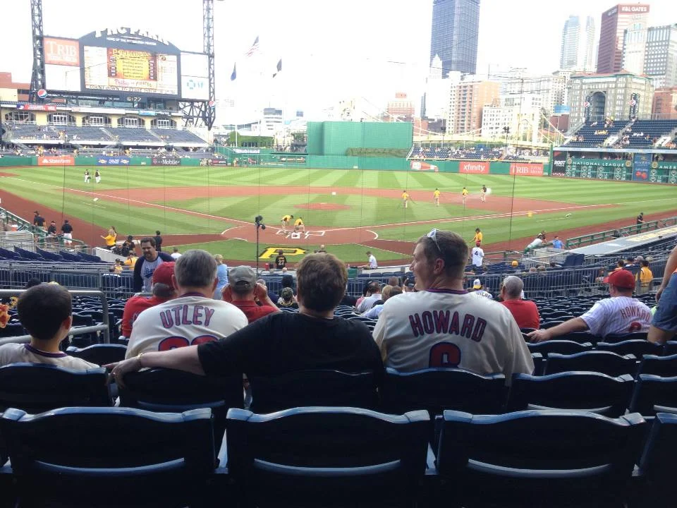 Baseball games are not the go-to place for health food, but with the right thinking you can survive them without going overboard!