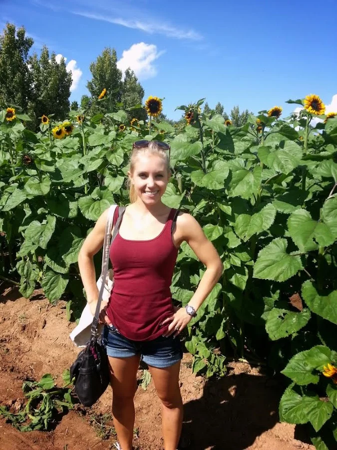 Soaking up the sun! Just like these here sunflowers! Such a gorgeous October day.