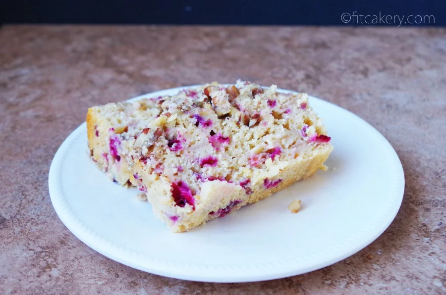 Cranberry Apple Coffee Cake + Walnut Streusel: Just the thing for our holiday baking list! #healthyholidays