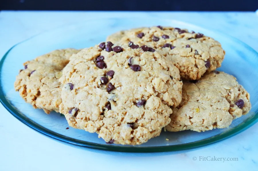Peanut Butter Chocolate Chip Cookies: gluten-free, dairy-free, and delicious! - FitCakery.com 