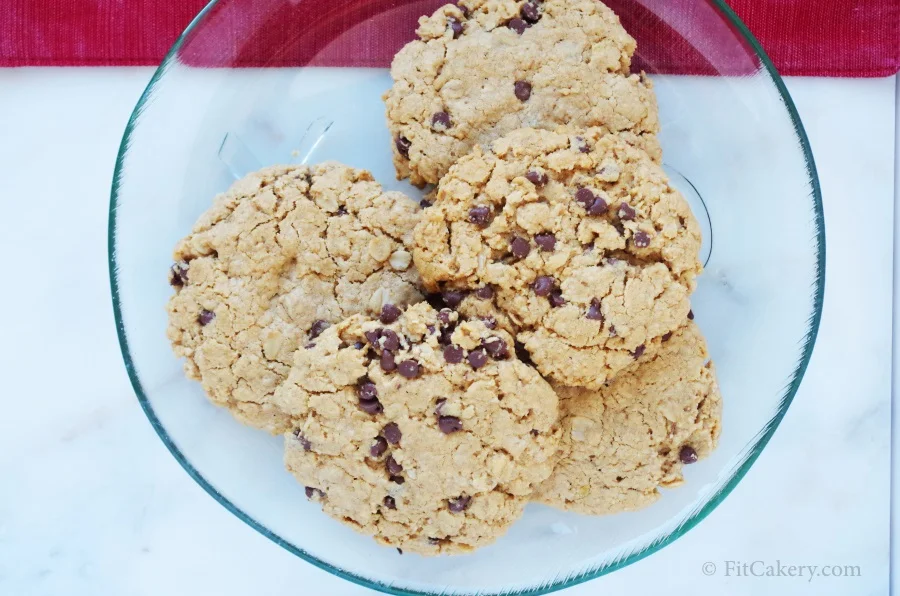 Peanut Butter Chocolate Chip Cookies: gluten-free, dairy-free, and delicious! - FitCakery.com 