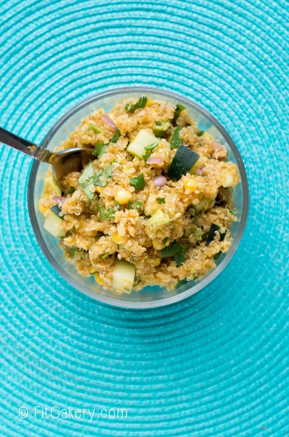 This garden quinoa salad is a delicious + healthy side for summer! | FitCakery.com