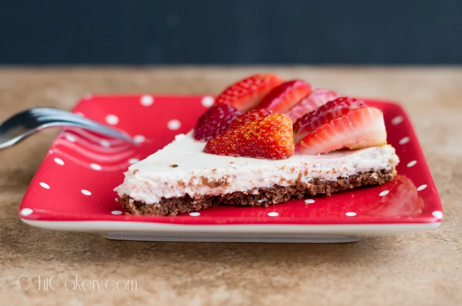 Strawberry Cheesecake Tart with Chocolate Crust recipe - gluten-free and vegan-friendly | FitCakery.com