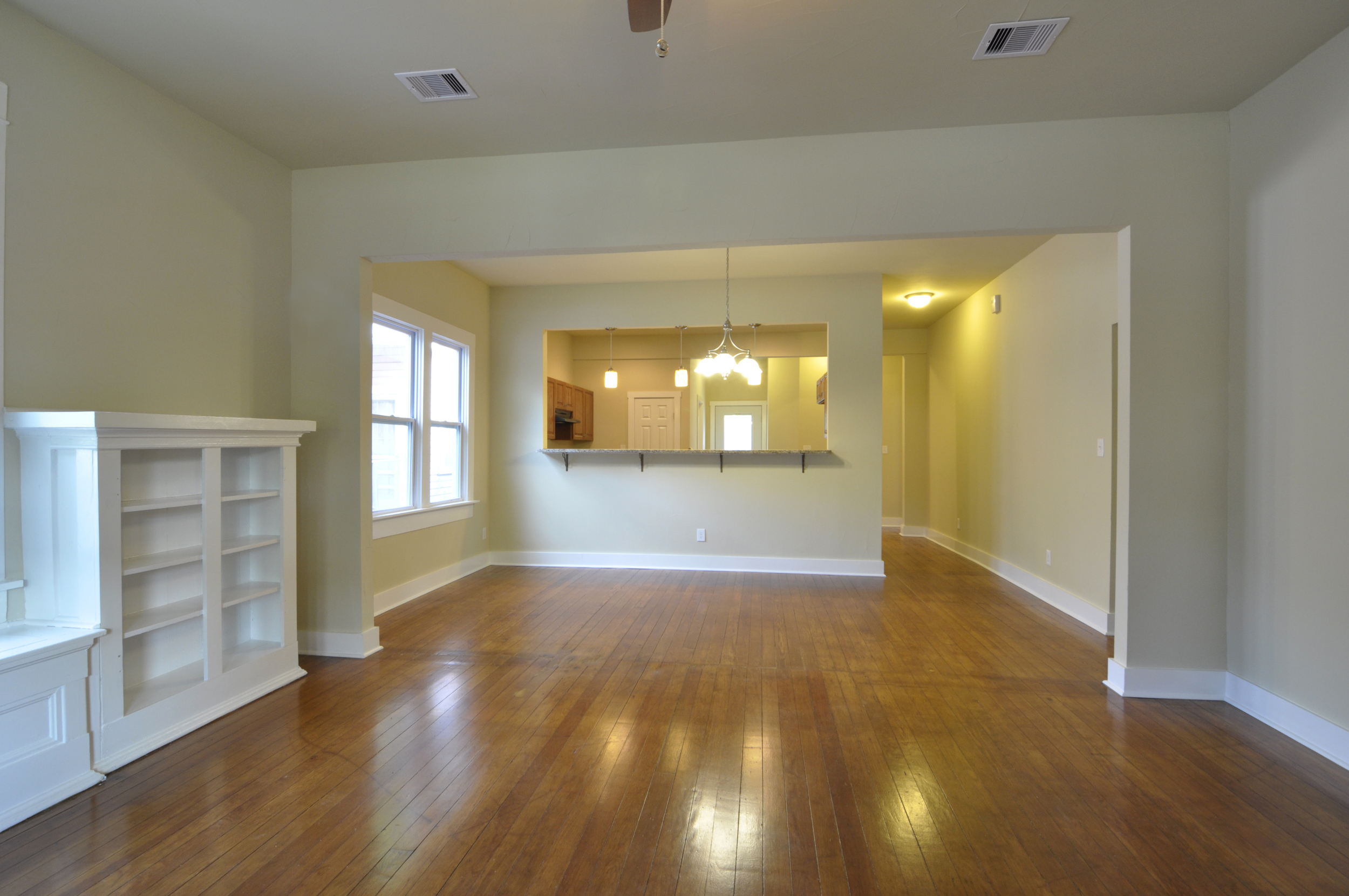 Living Area 2.JPG