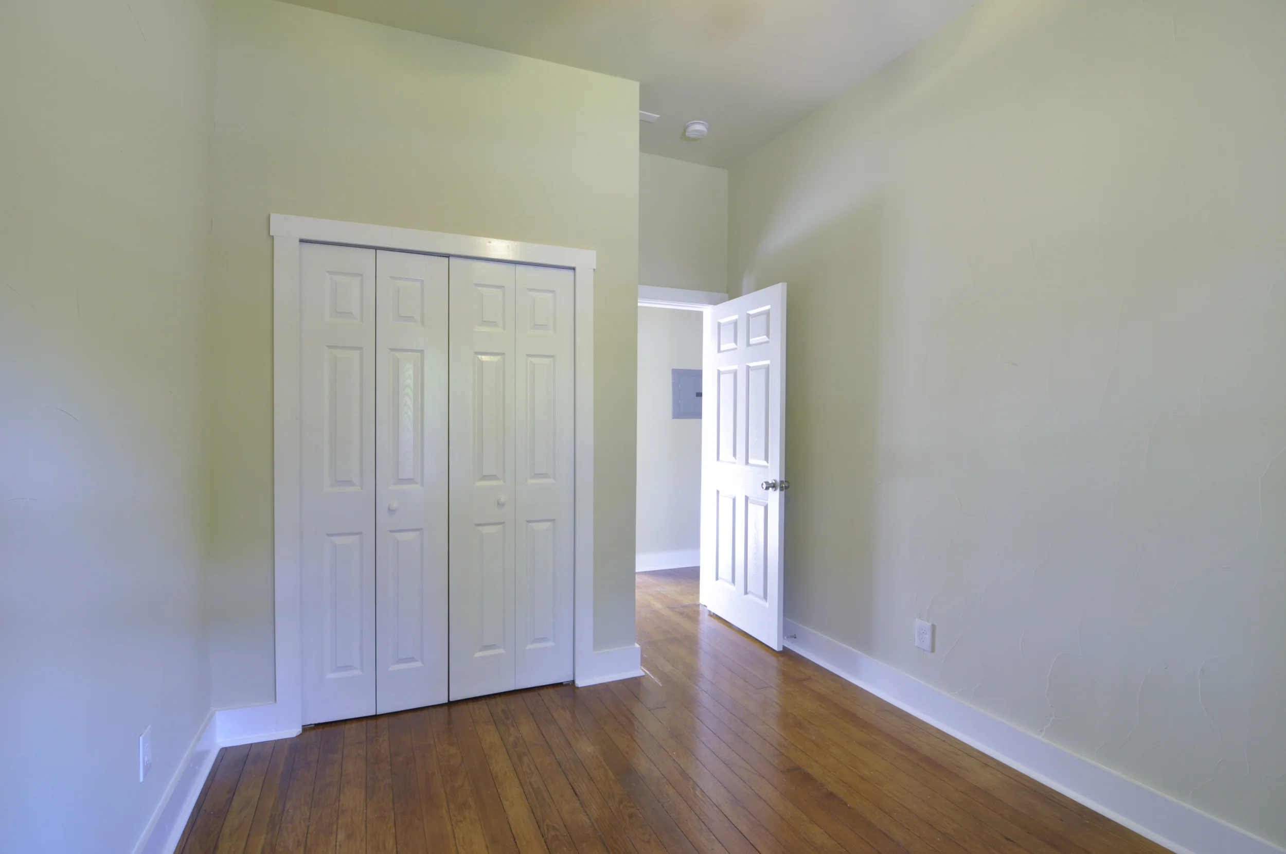 2nd bdrm 2nd view.JPG