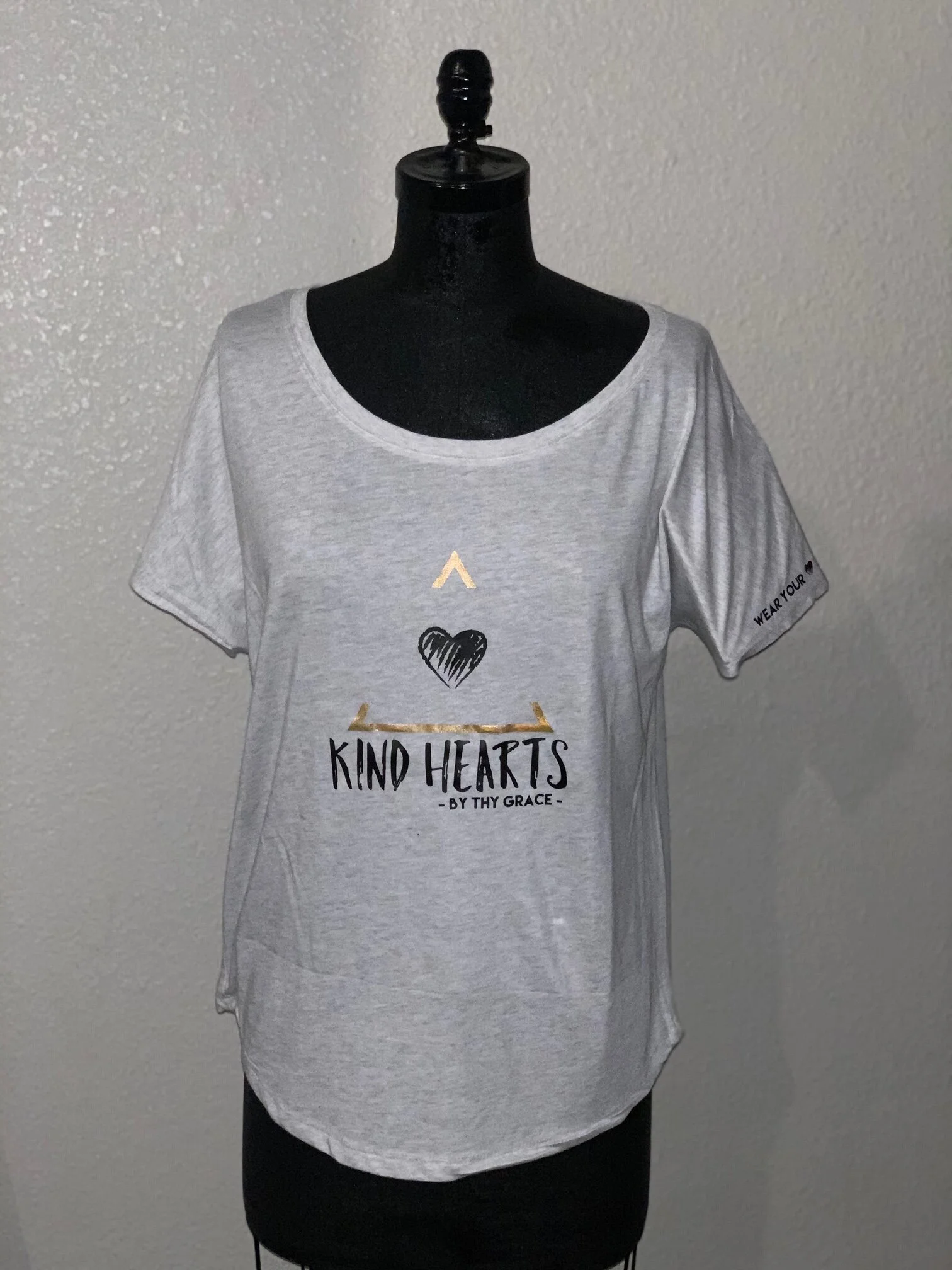 Sold Out- Slouchy Tee Heather White Black / Gold Logo 