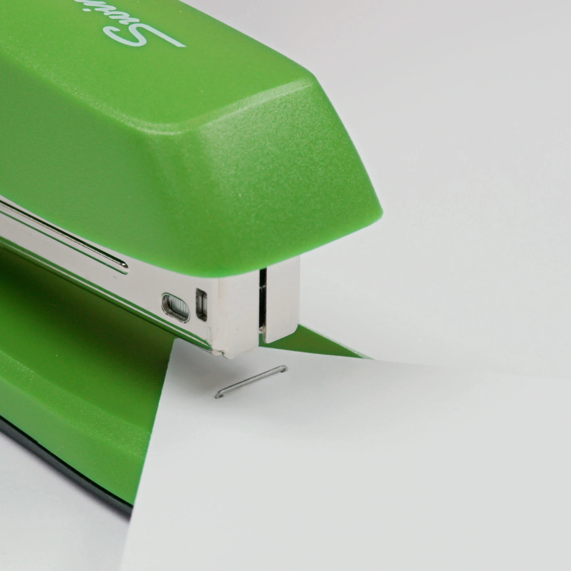 STAPLER-2----1-0.mov.01_00_34_10.Still001.jpg