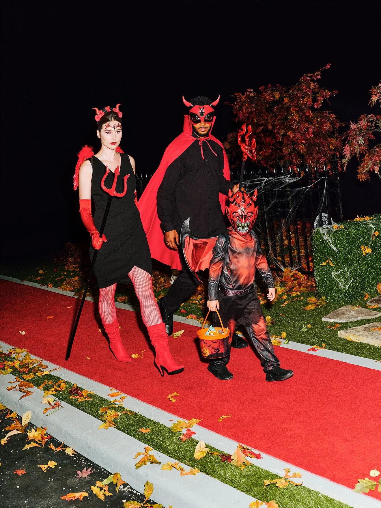 LC01-24 07-23-24_PartyCity-Paparazzi_OutdoorSet-D1-DevilFamily_0656-3.jpg
