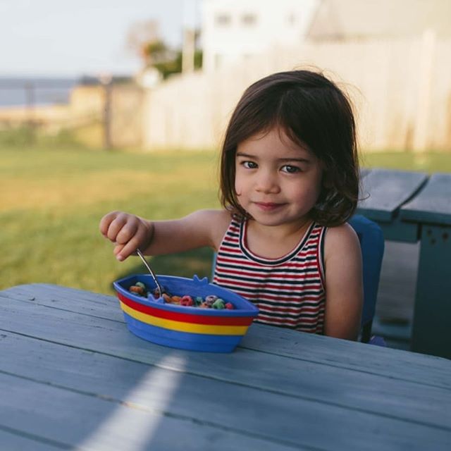 Nothing says summer like eating &quot;floot loops&quot; outside.
.
.
.
#summer #fruitloops