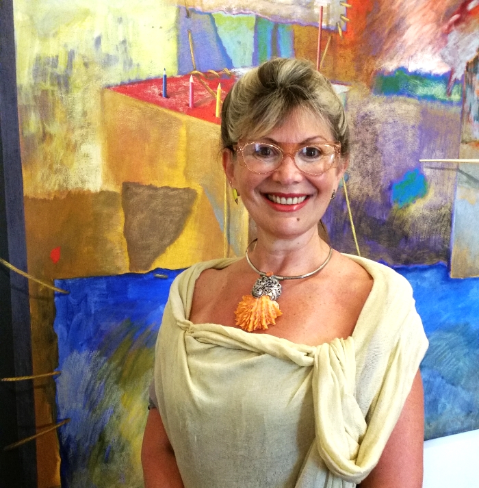 Mirta wearing her Gertie frame.