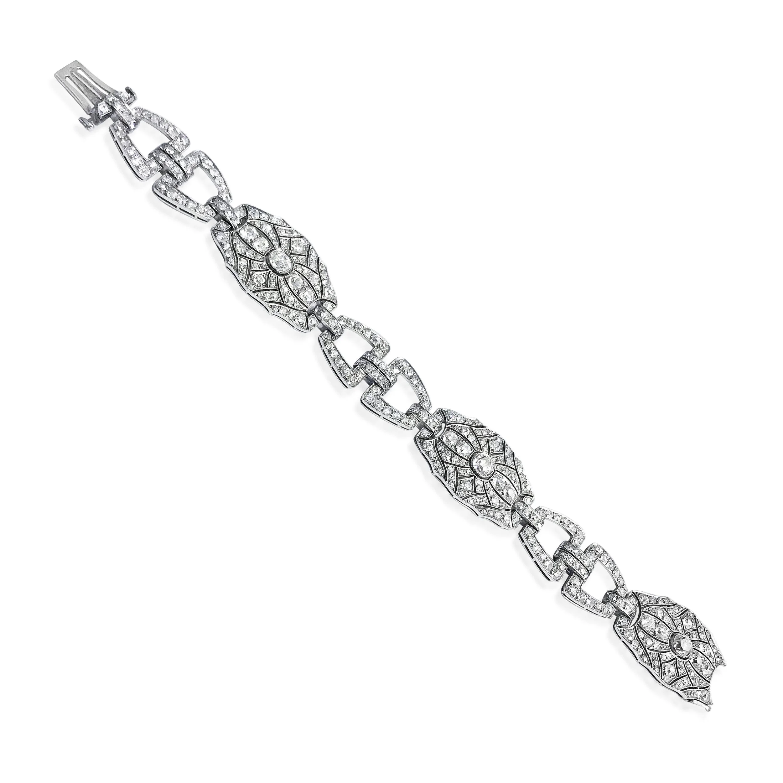 BL-95_RVJ_PO-612_An Art Deco Diamond bracelet.jpg