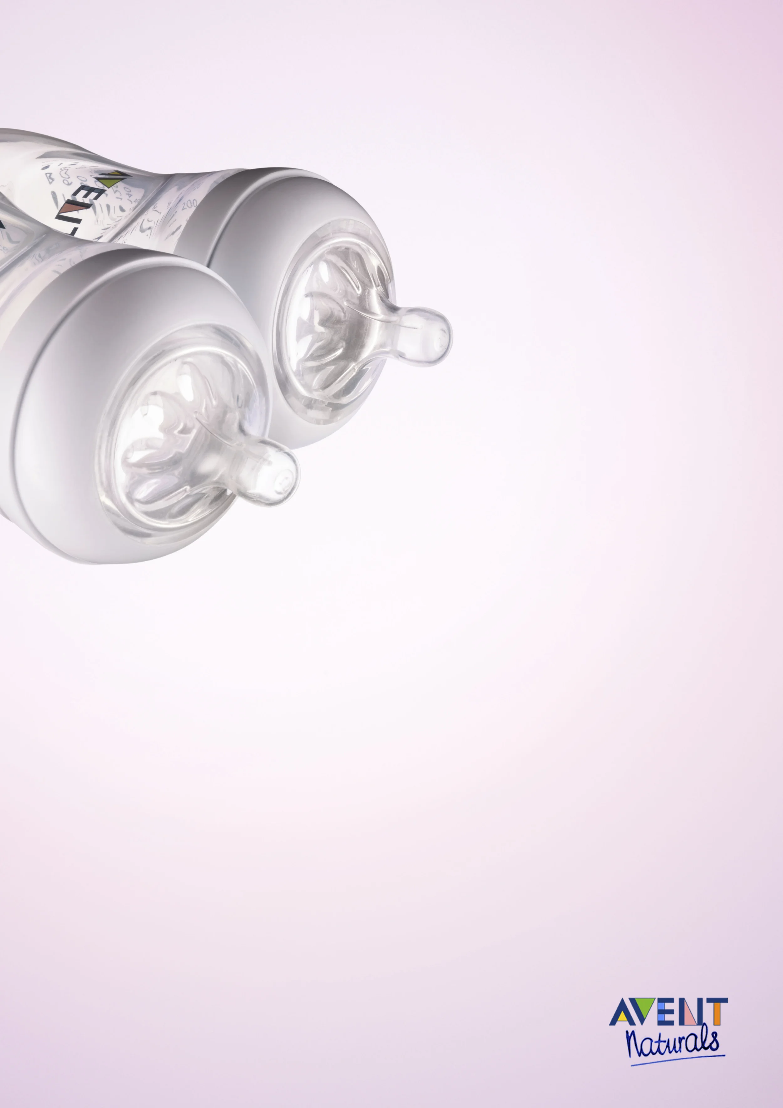 AventPhotographer: Rowan FeeAgency: Iris Worldwide