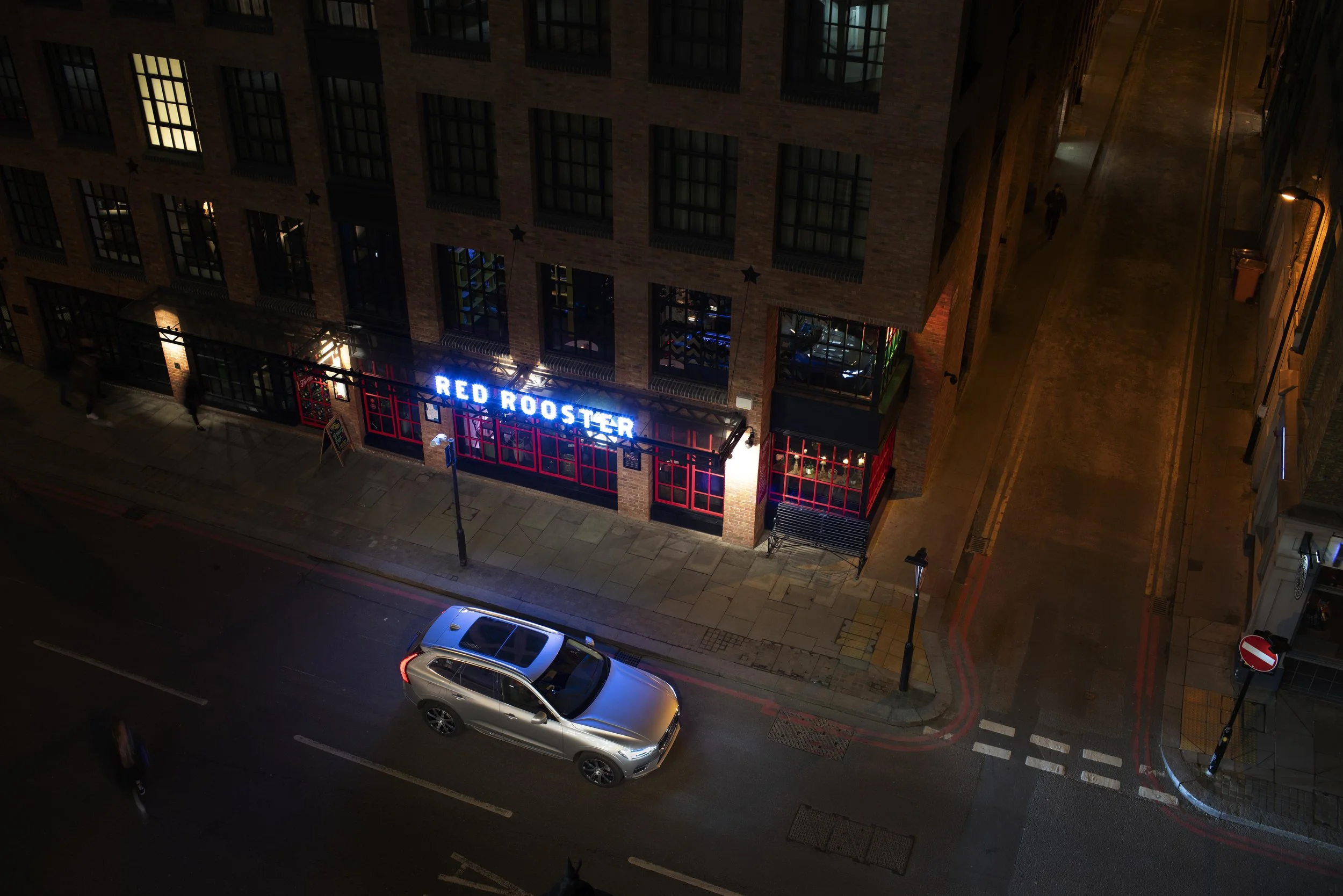 Sam-Christmas-XC60-0720 copy.jpg