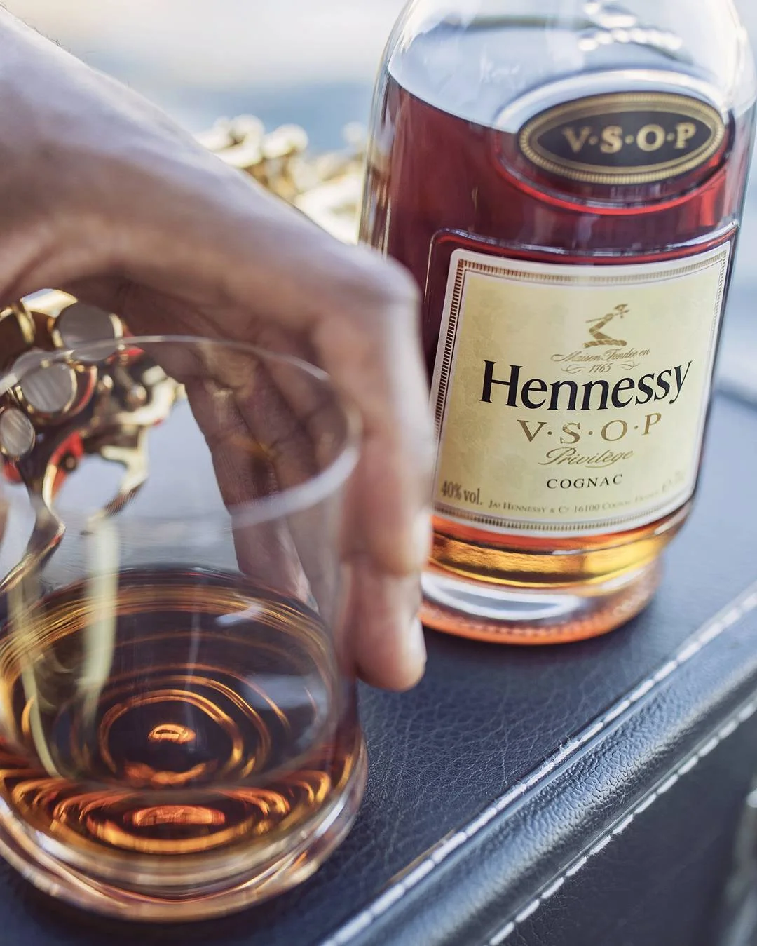 hennessyus_20766351_105394843521067_1878783493165547520_n.jpg