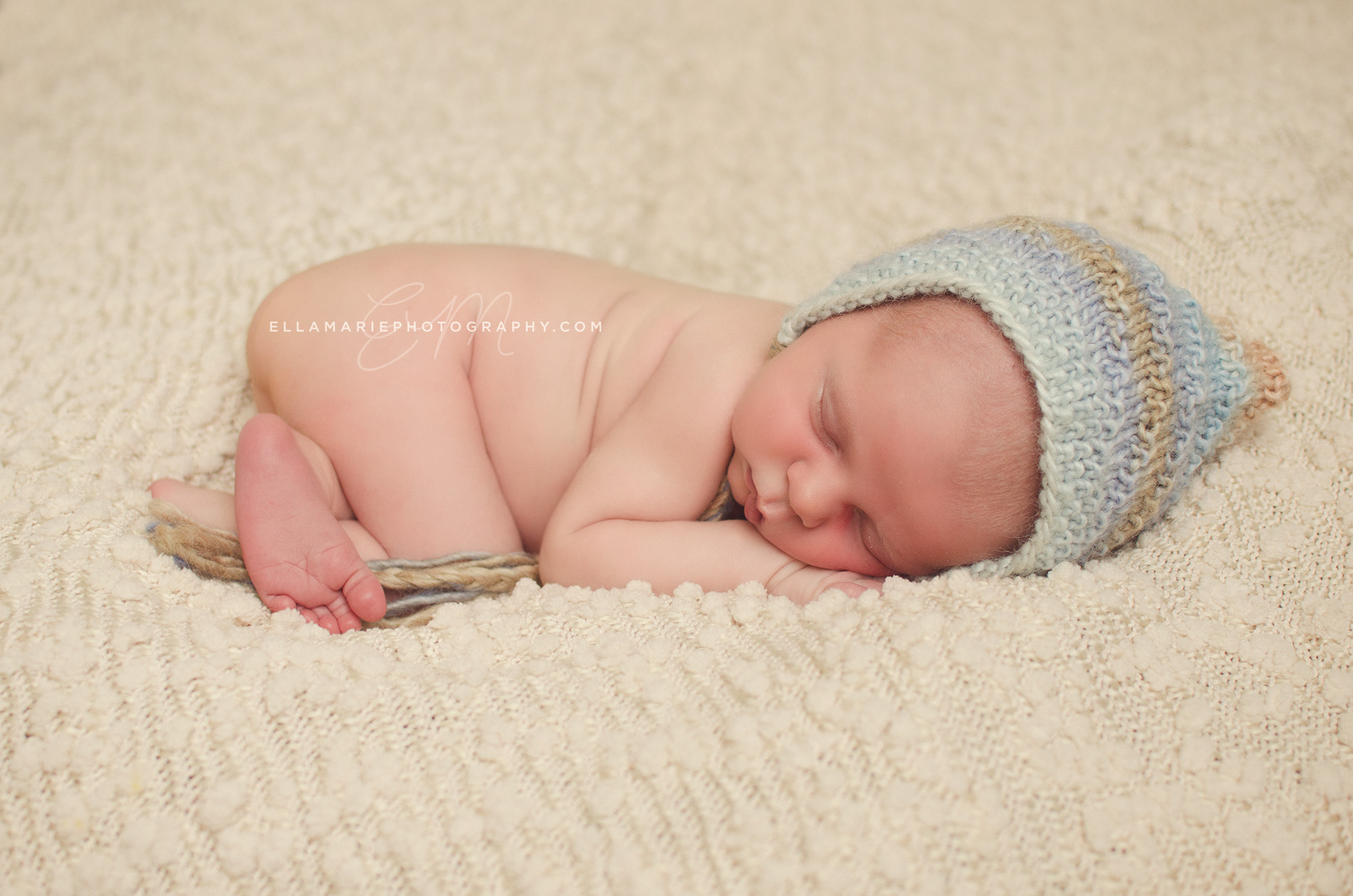 EllaMariePhotography_newborn_baby_infant_Baden_ON_New_Hamburg_Stratford_Waterloo_Kitchener_Guelph_Cambridge_Listowel_photographer_photography_04.jpg