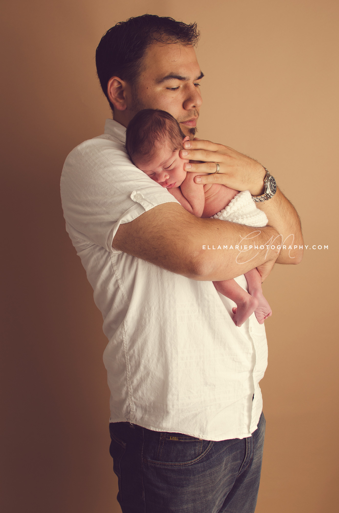 EllaMariePhotography_newborn_maternity_baby_infant_Baden_ON_New_Hamburg_Stratford_Waterloo_Kitchener_Guelph_Cambridge_Listowel_photographer_photography_09.jpg