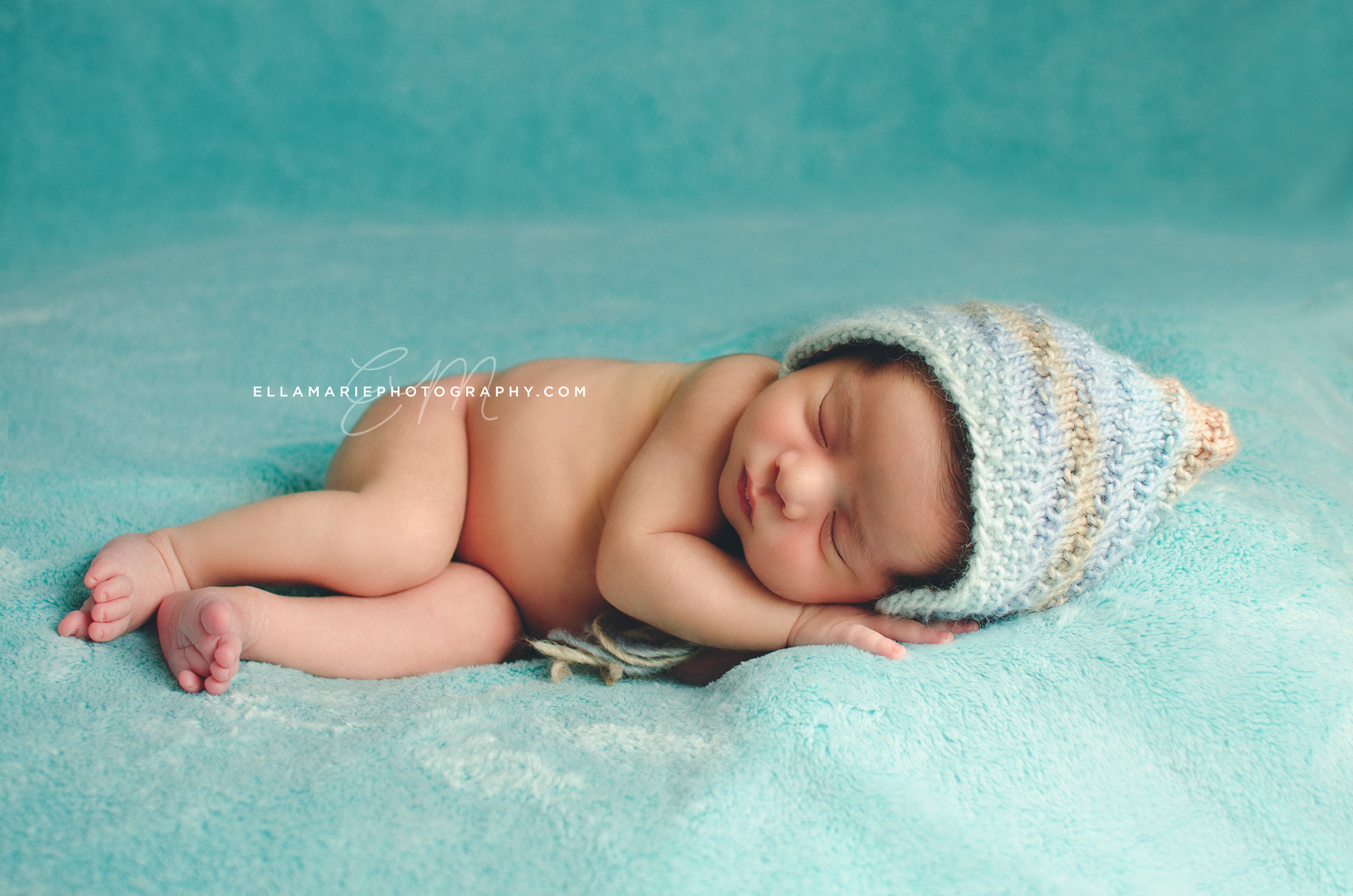 EllaMariePhotography_newborn_maternity_baby_infant_Baden_ON_New_Hamburg_Stratford_Waterloo_Kitchener_Guelph_Cambridge_Listowel_photographer_photography_13.jpg