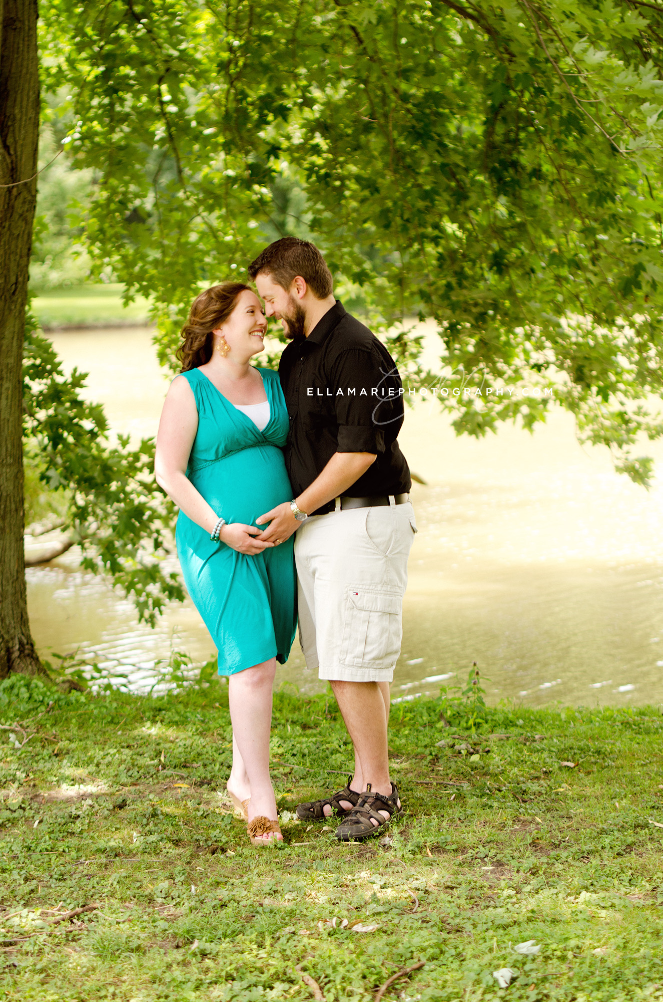 EllaMariePhotography_Missy_maternity_newborn_baby_infant_Baden_ON_New_Hamburg_Stratford_Waterloo_Kitchener_Guelph_Cambridge_Listowel_photographer_photography_02.jpg