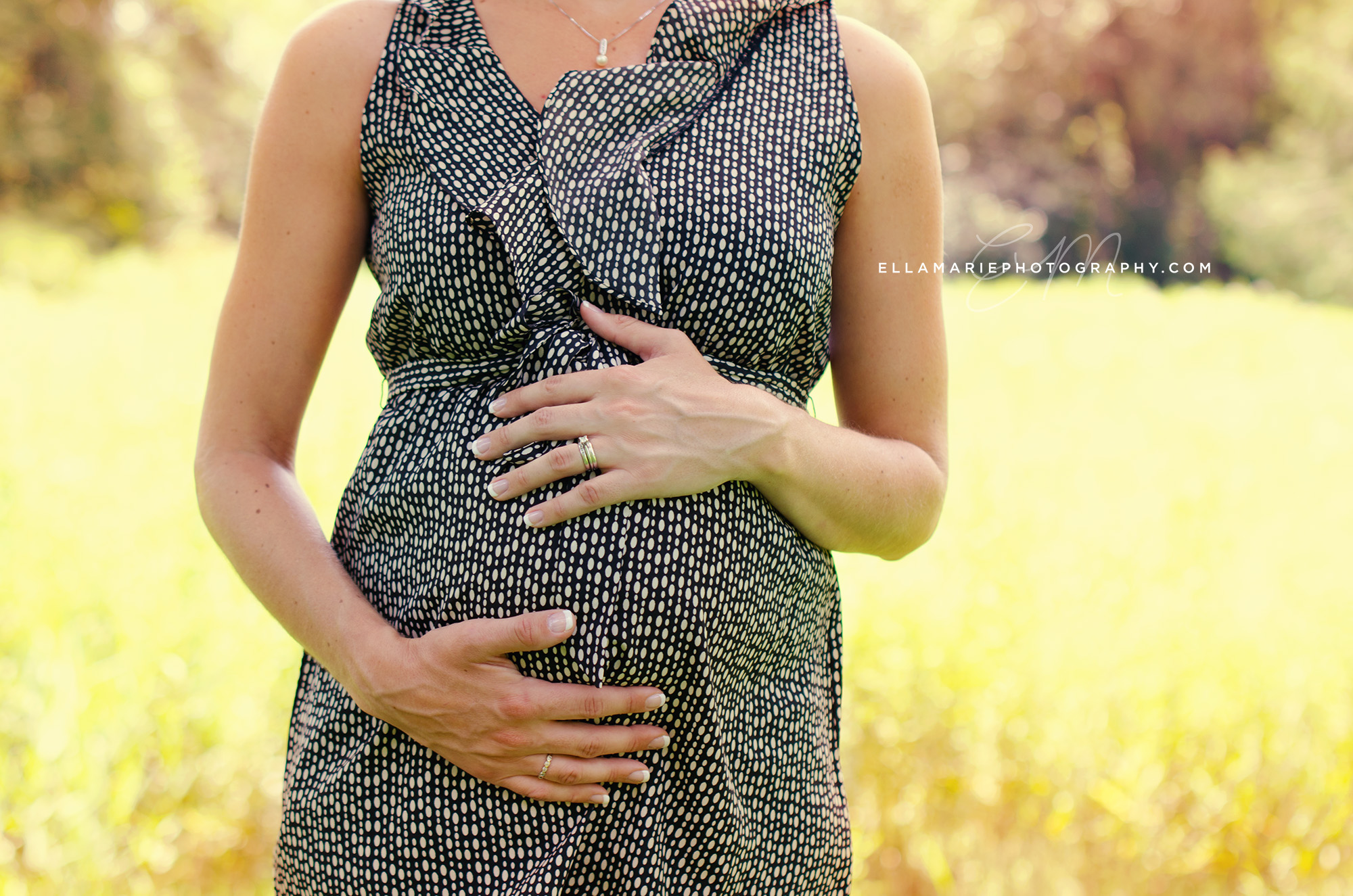 EllaMariePhotography_maternity_newborn_baby_infant_Baden_ON_New_Hamburg_Stratford_Waterloo_Kitchener_Guelph_Cambridge_Listowel_photographer_photography_01.jpg